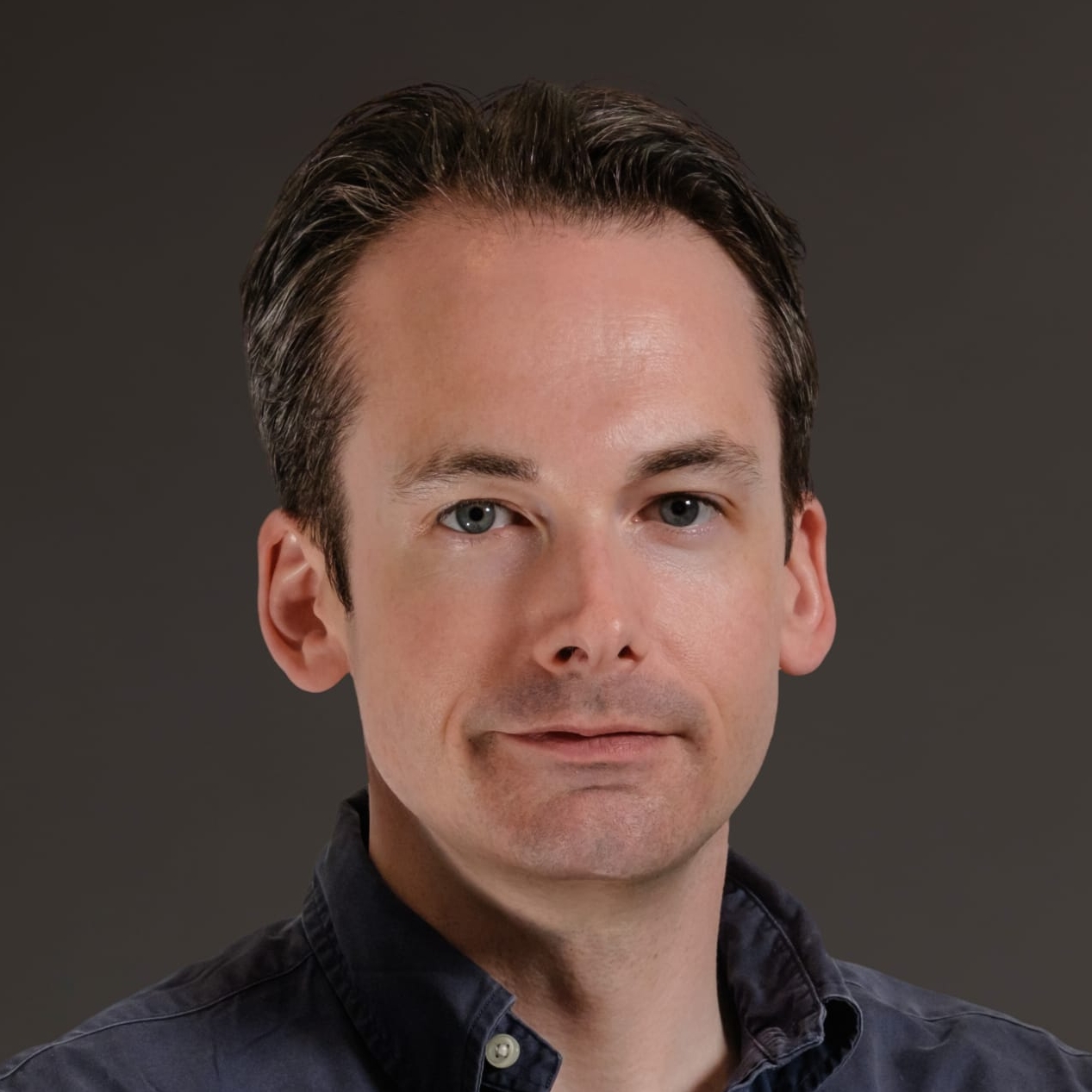 Head and shoulders photograph of Lister Fellow Tomás Ryan